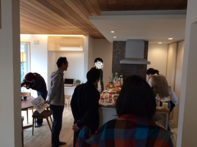 いやしろの家にて写真撮影