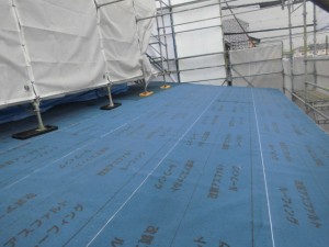 外装工事　・　・　・　姫路市城東町五軒屋にて