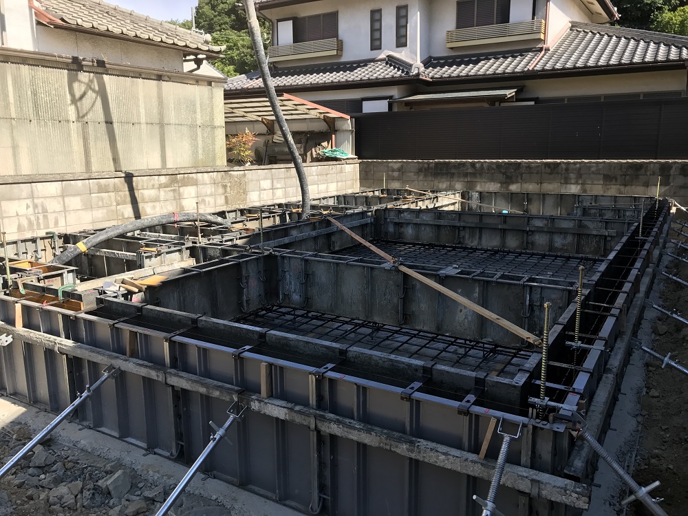 基礎工事