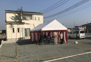 家づくりの大切な儀式です、～地鎮祭～