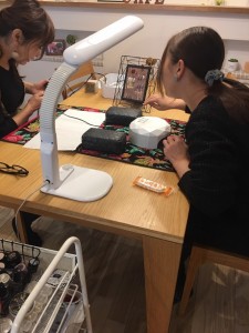 セルフジェルネイル教室を開催しました！