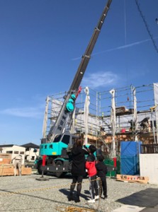 「雨降って地固まる」、姫路市勝原区にて上棟でした