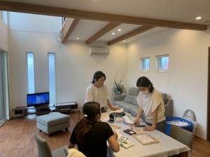 手形アート教室を開催しました！