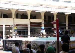 迫力の「みちのくプロレス」開催