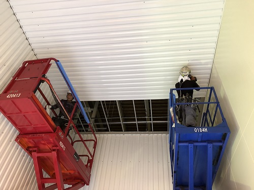 高所作業をしています。