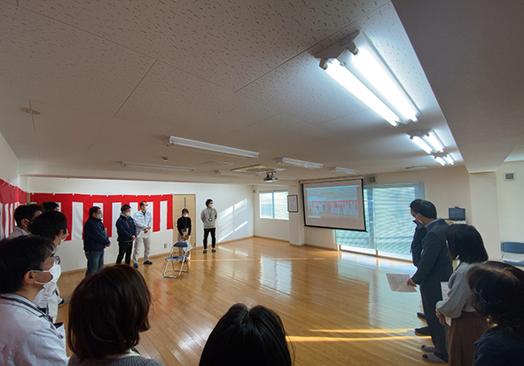 zoomで朝礼始めました！