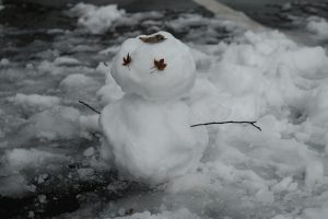 雪遊び