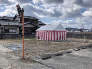 『 岸原建築日記 』･･･ 仏式と神式の地鎮祭！