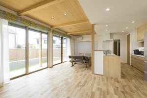 施工事例updateしました！　～ビルトインガレージのある平屋～