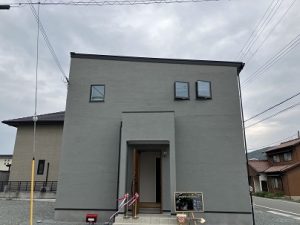 M様邸のお引き渡しをさせて頂きました。