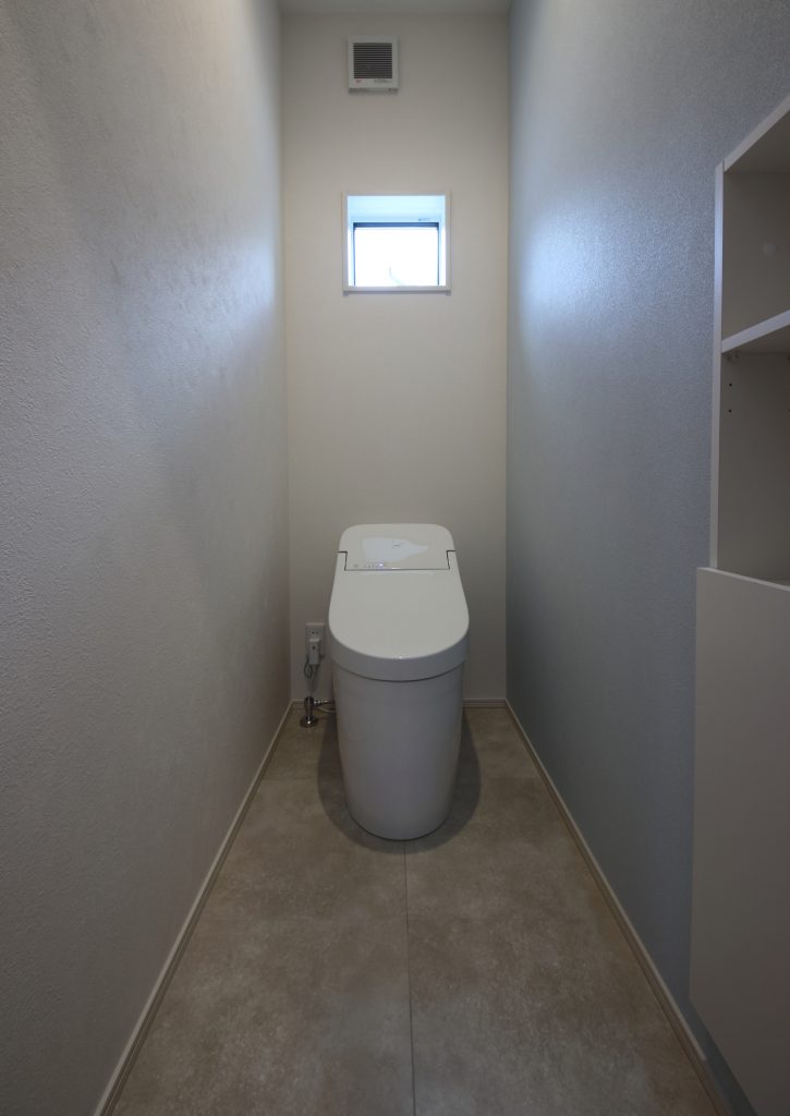平屋のように暮らせる２階建ての家