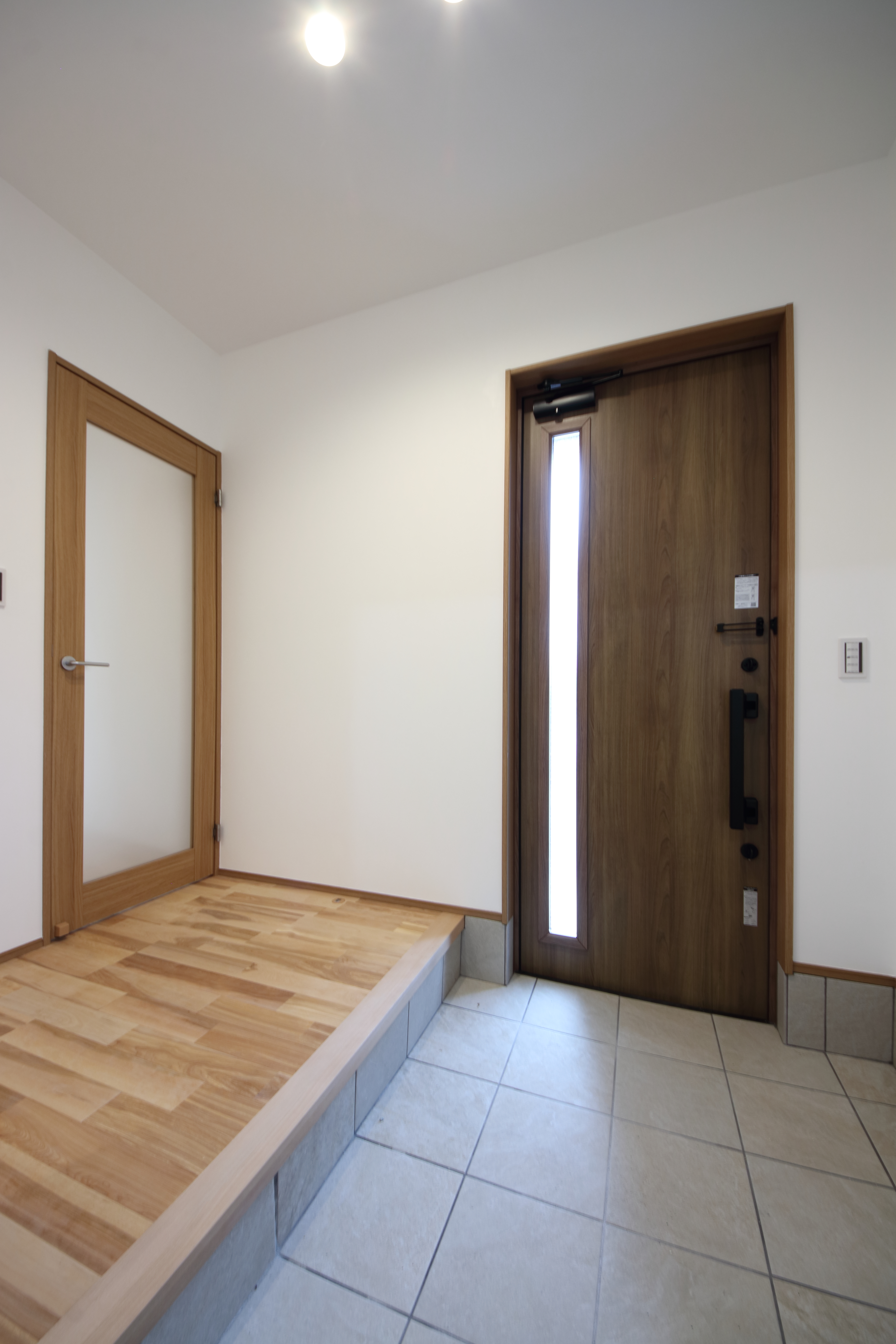 平屋のように暮らせる2階建ての住まい